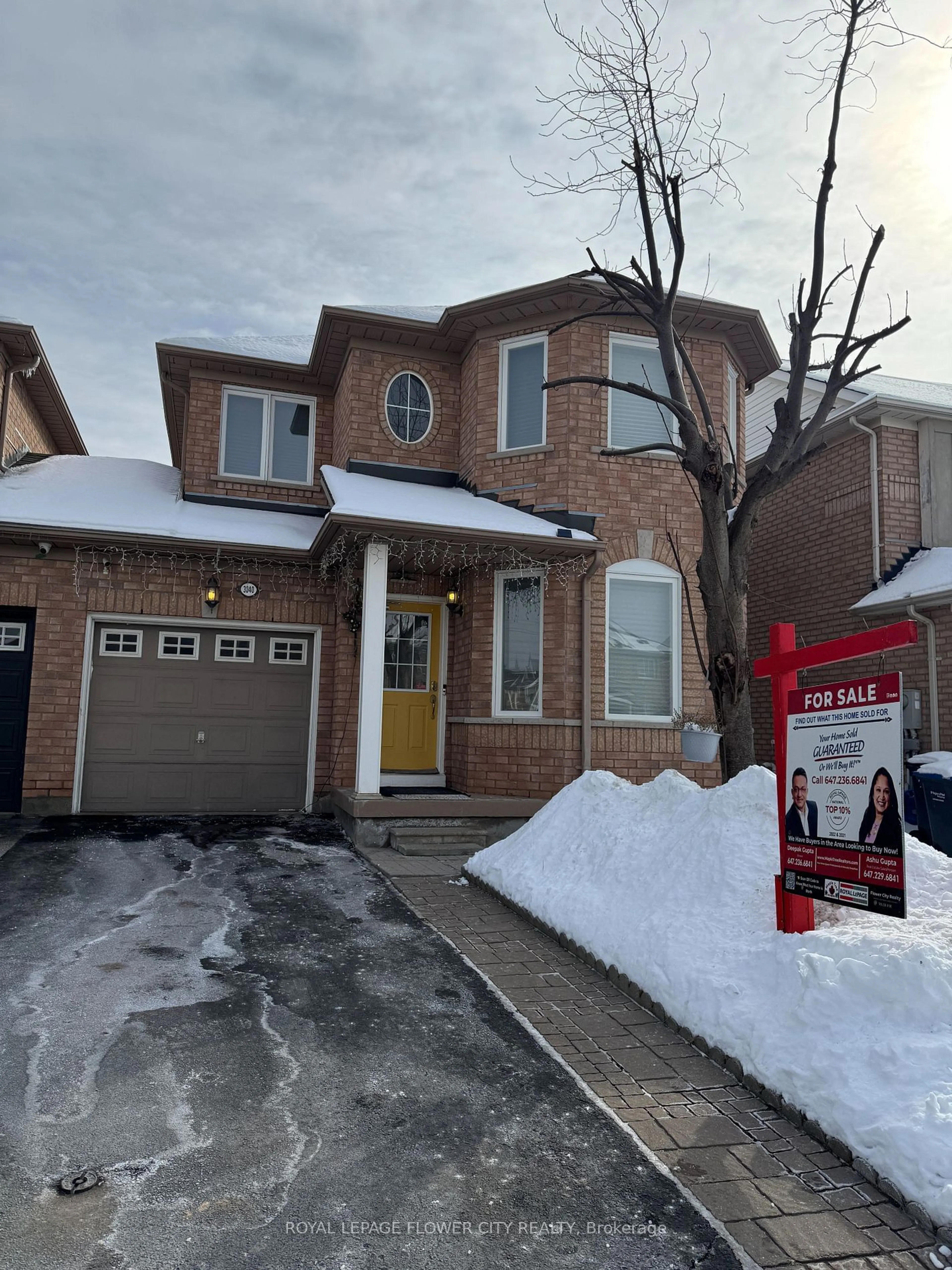 Home with brick exterior material, street for 3040 Bentley Dr, Mississauga Ontario L6M 6W2