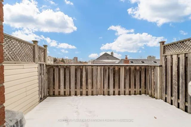 Additional property image - 2431 Dufferin St