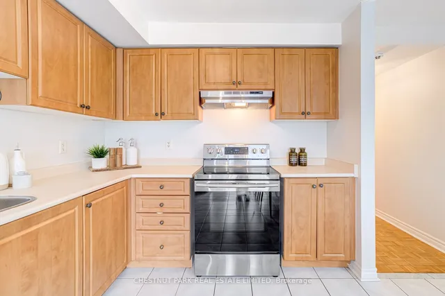 Additional property image - 2431 Dufferin St