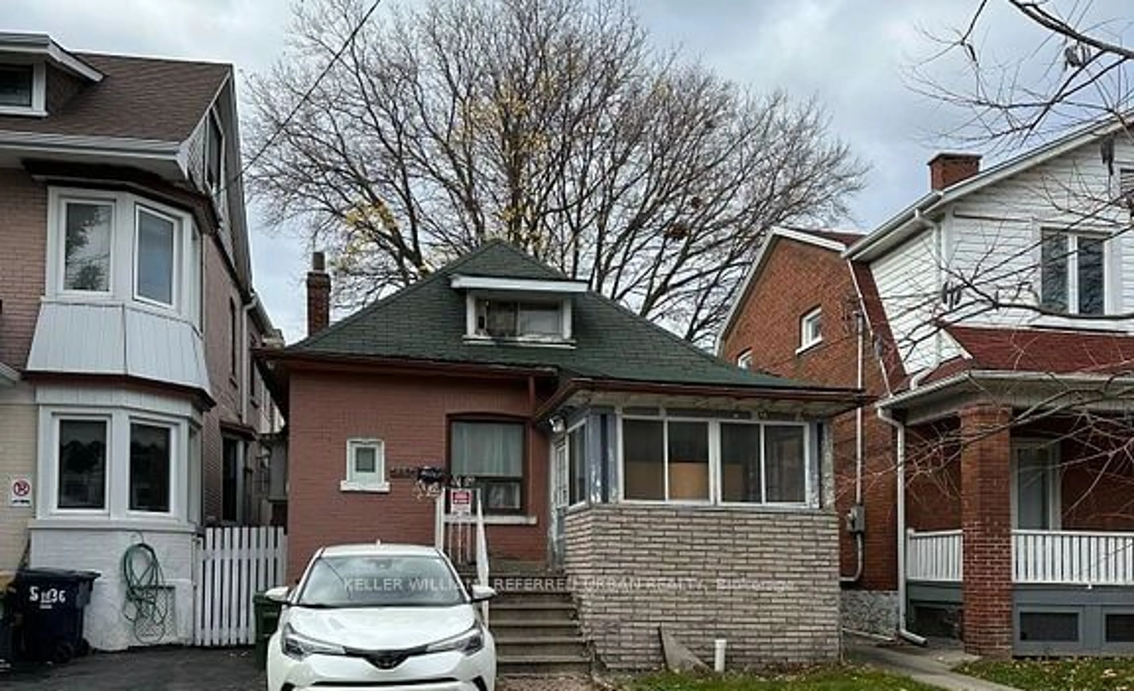 Home with brick exterior material, street for 540 Gladstone Ave, Toronto Ontario M6H 3J2