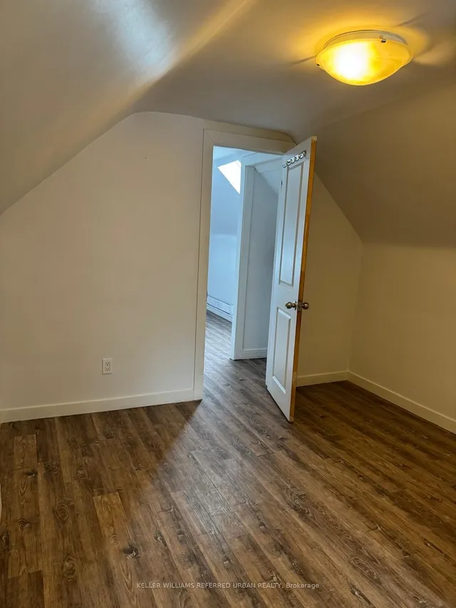 Additional property image - 540 Gladstone Ave