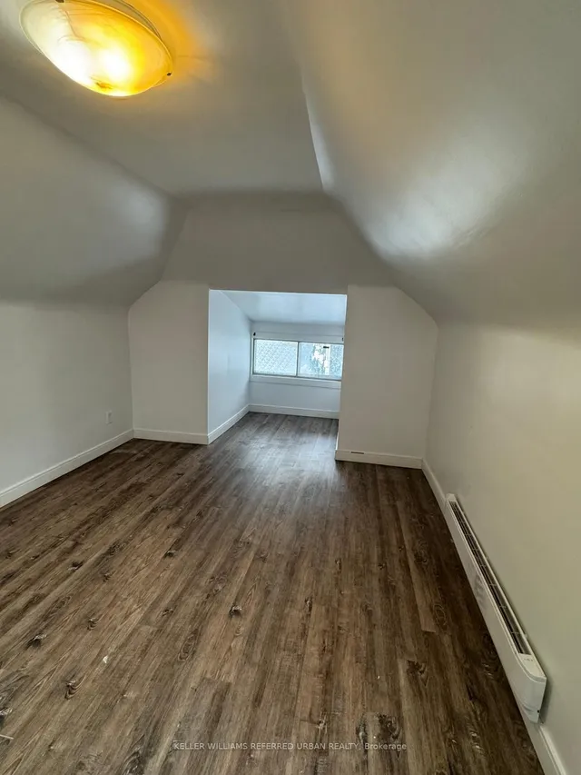 Additional property image - 540 Gladstone Ave