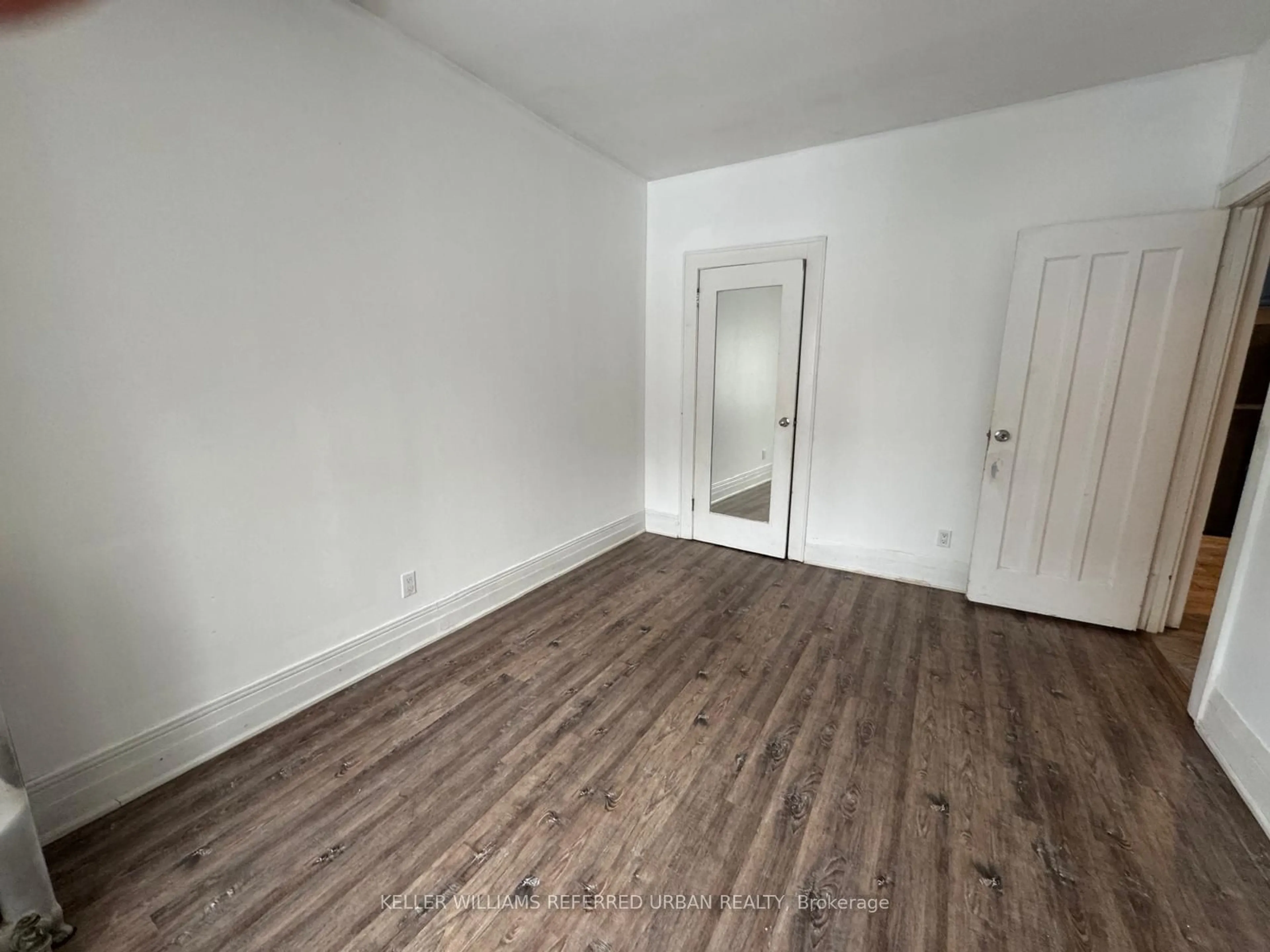 A pic of a room for 540 Gladstone Ave, Toronto Ontario M6H 3J2