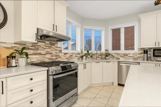 Additional property image - 2483 Sunnyhurst Clse