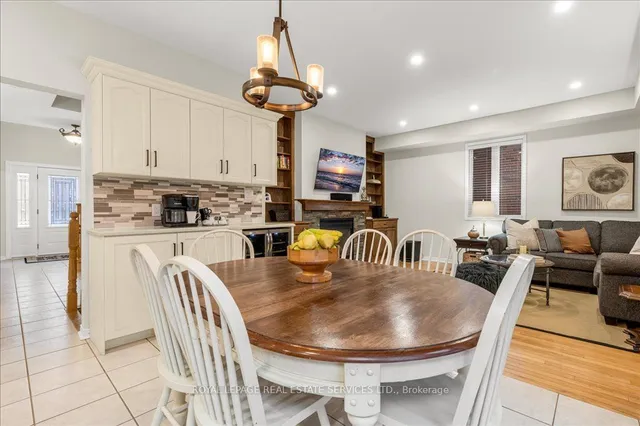 Additional property image - 2483 Sunnyhurst Clse