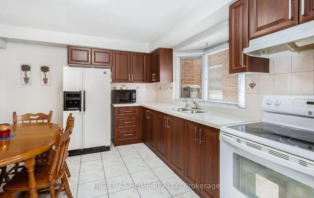 Additional image 13 of 420 Tailfeather Cres
