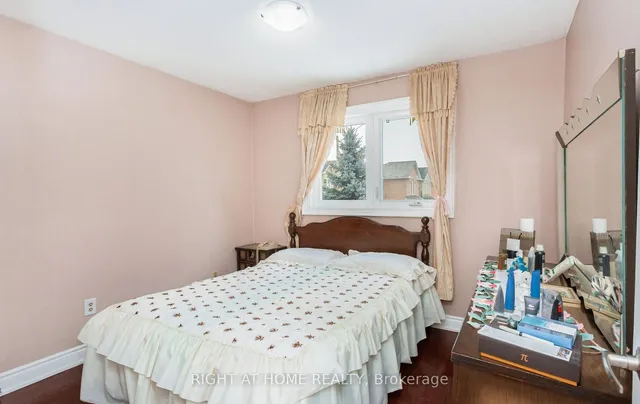 Additional image 23 of 420 Tailfeather Cres