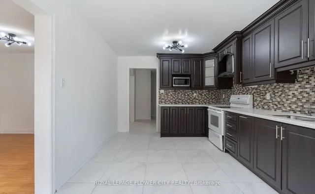 Additional image 18 of 51 Tigerlily Pl