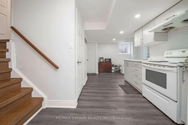 Additional property image - 137 Seaside Circ
