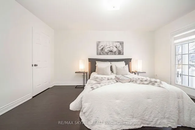Additional property image - 137 Seaside Circ