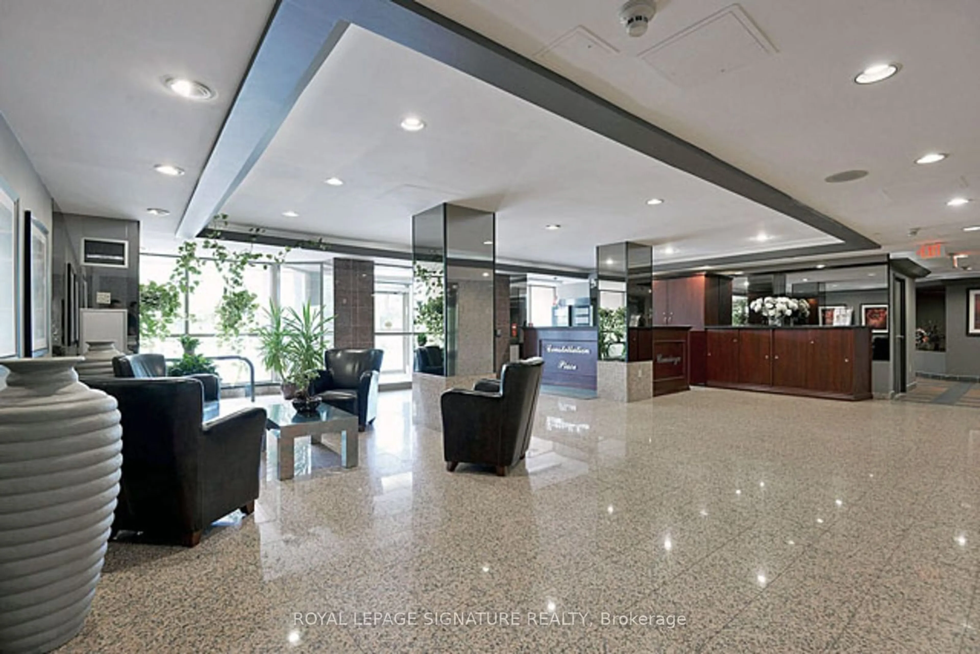 Lobby for 700 Constellation Dr #102, Mississauga Ontario L5R 3G8