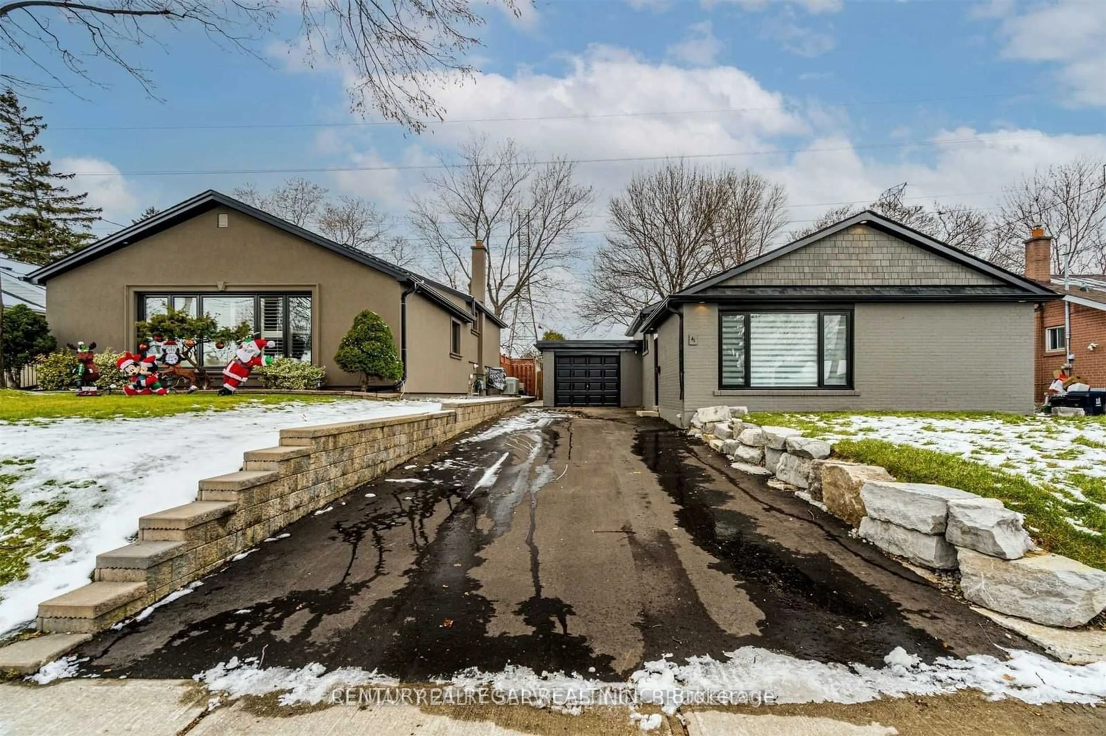 A pic from outside/outdoor area/front of a property/back of a property/a pic from drone, street for 41 Hardwick Crt, Toronto Ontario M9C 4G5