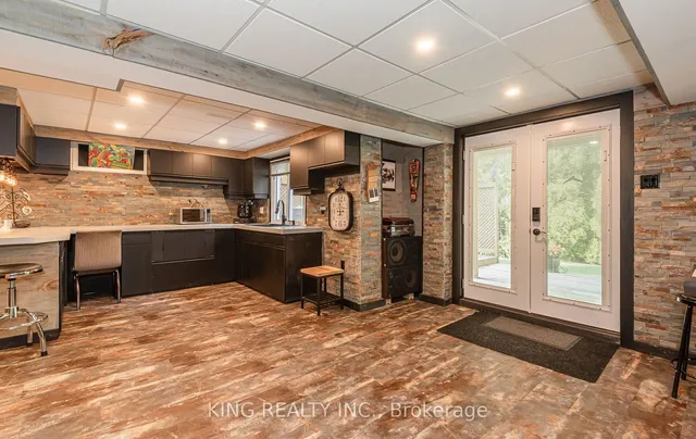 Additional property image - 4535 Gatineau Ave