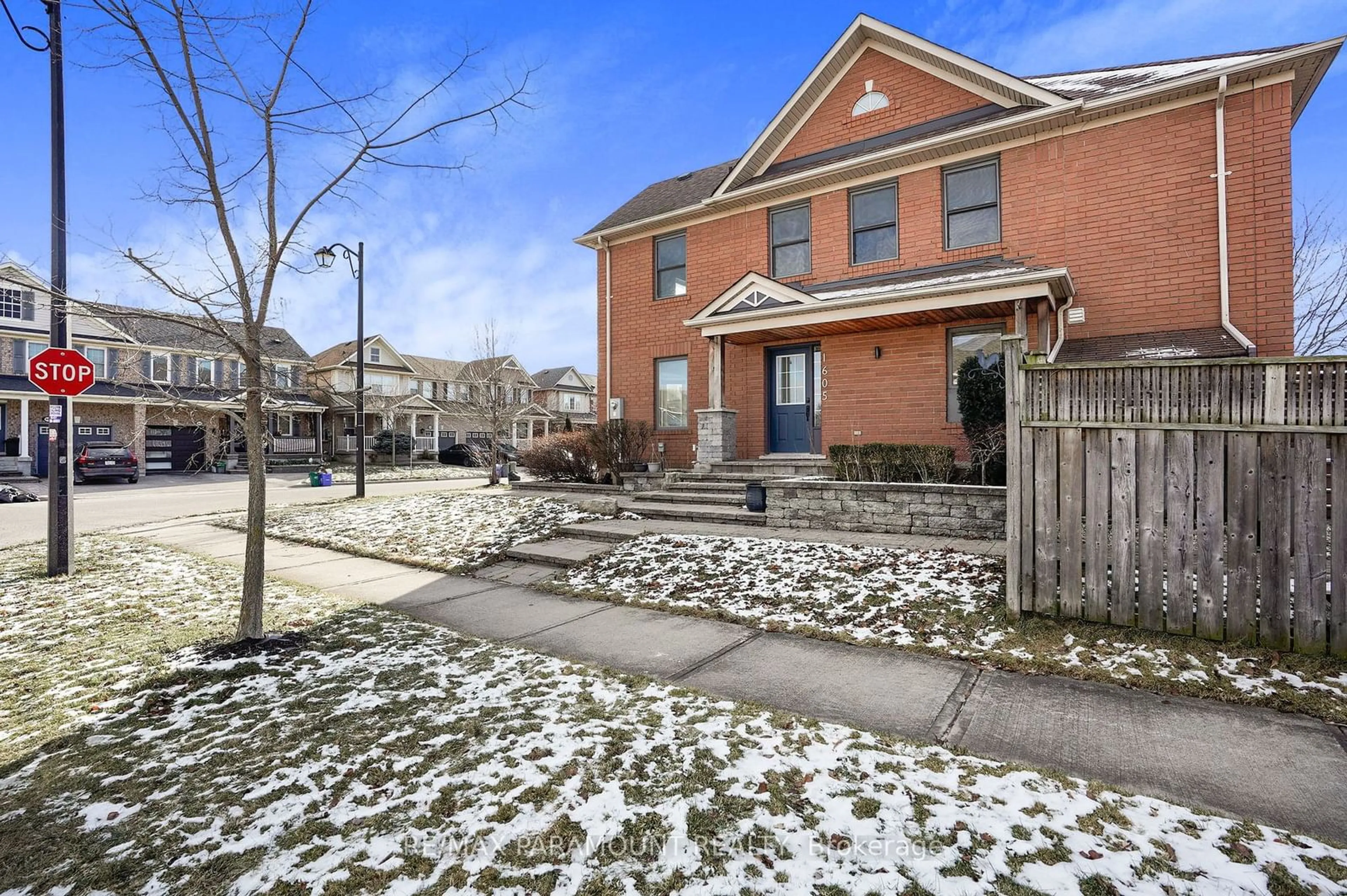 Home with brick exterior material, street for 1605 Gowling Terr, Milton Ontario L9T 5J6