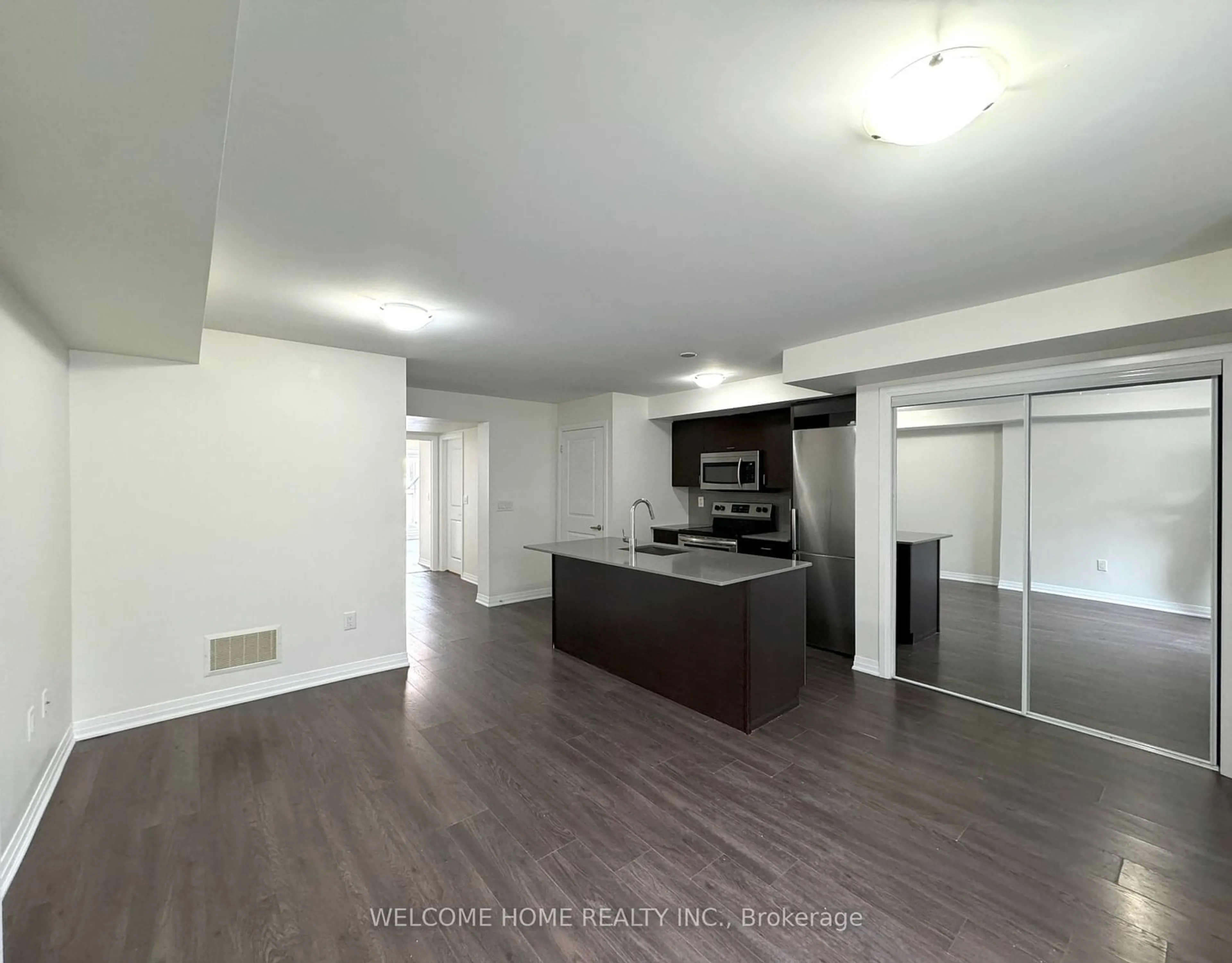 Open concept kitchen, unknown for 155 William Duncan Rd #1, Toronto Ontario M3K 0B9