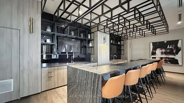 Additional property image - 7 Mabelle Ave Unit 308A