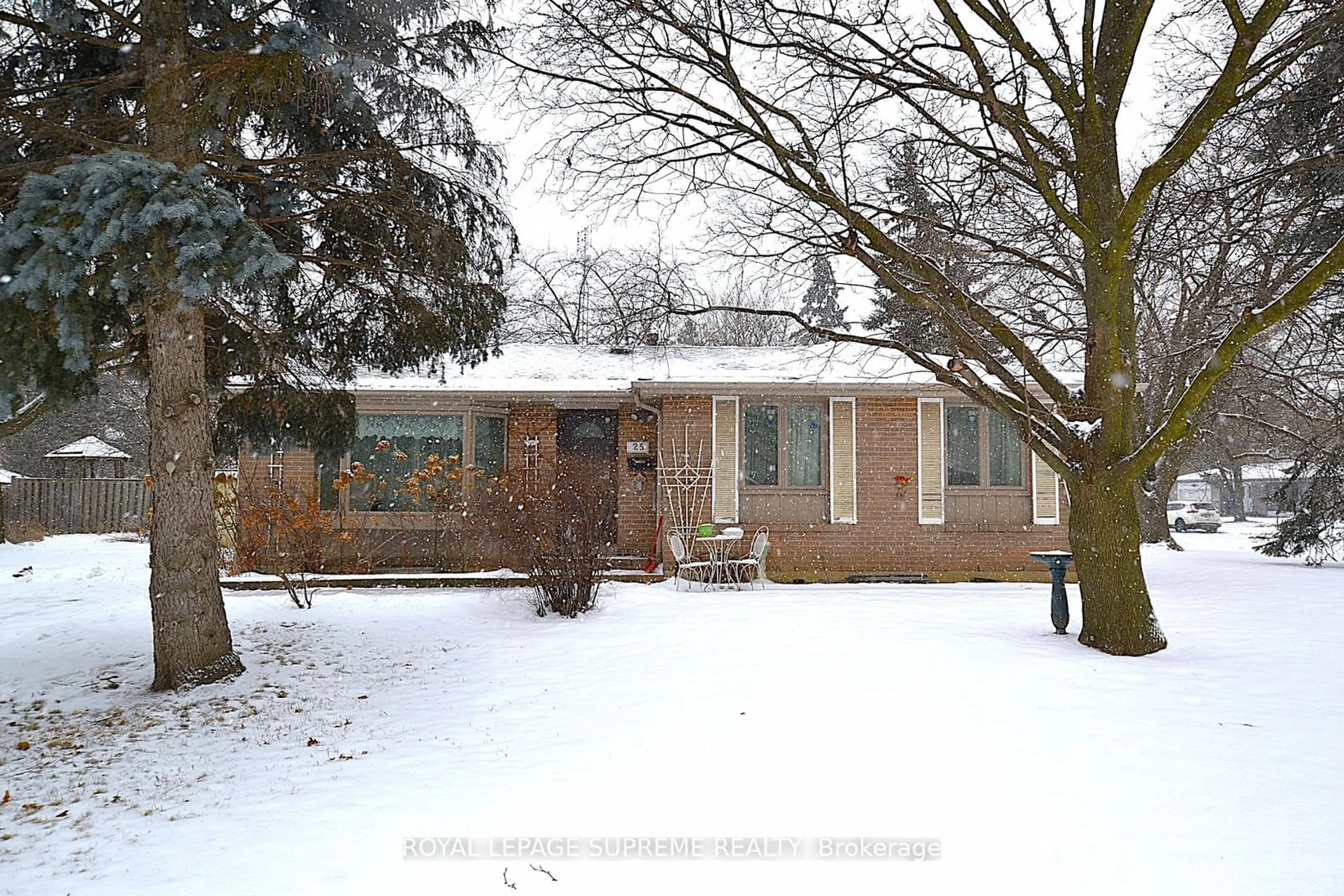 Home with brick exterior material, street for 25 Brookland Dr, Brampton Ontario L6T 2M4