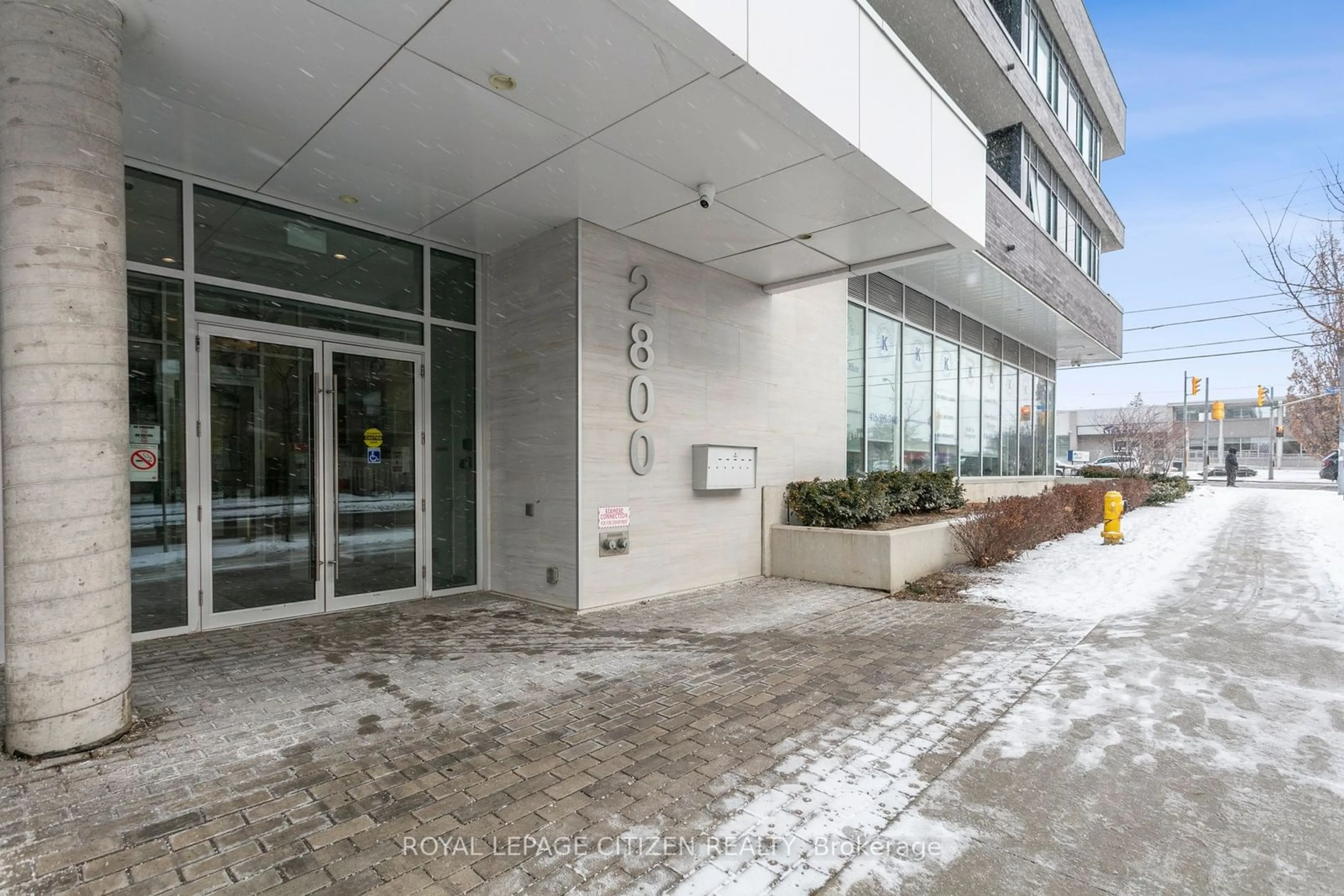 Indoor foyer for 2800 Keele St #713, Toronto Ontario M3M 2G5