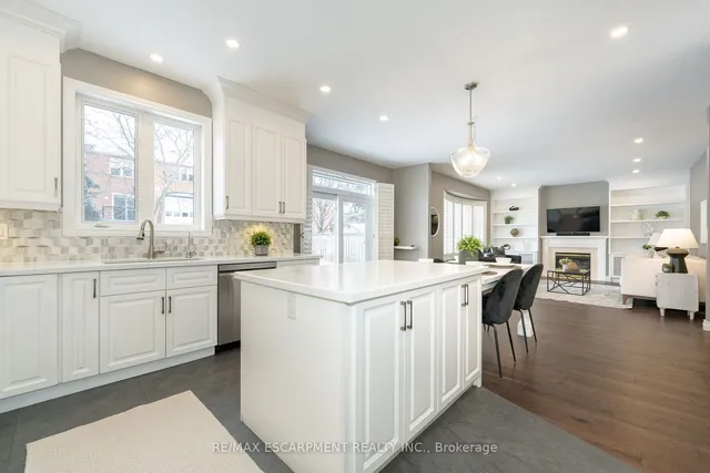Additional property image - 1185 Lindenrock Dr