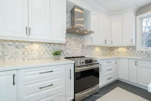 Additional property image - 1185 Lindenrock Dr