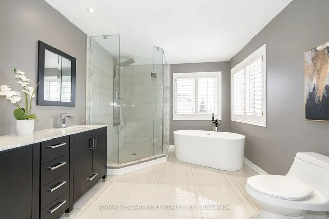 Additional property image - 1185 Lindenrock Dr