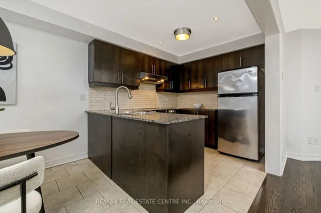 Additional image 8 of 1395 Costigan Rd