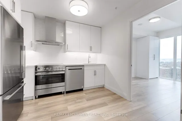Additional property image - 500 Brock Ave Unit 1101