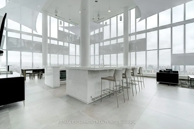Additional property image - 500 Brock Ave Unit 1101