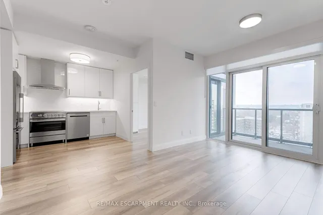 Additional property image - 500 Brock Ave Unit 1101