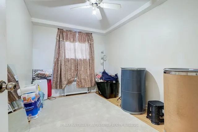 Additional image 24 of 38 Pendeen Ave