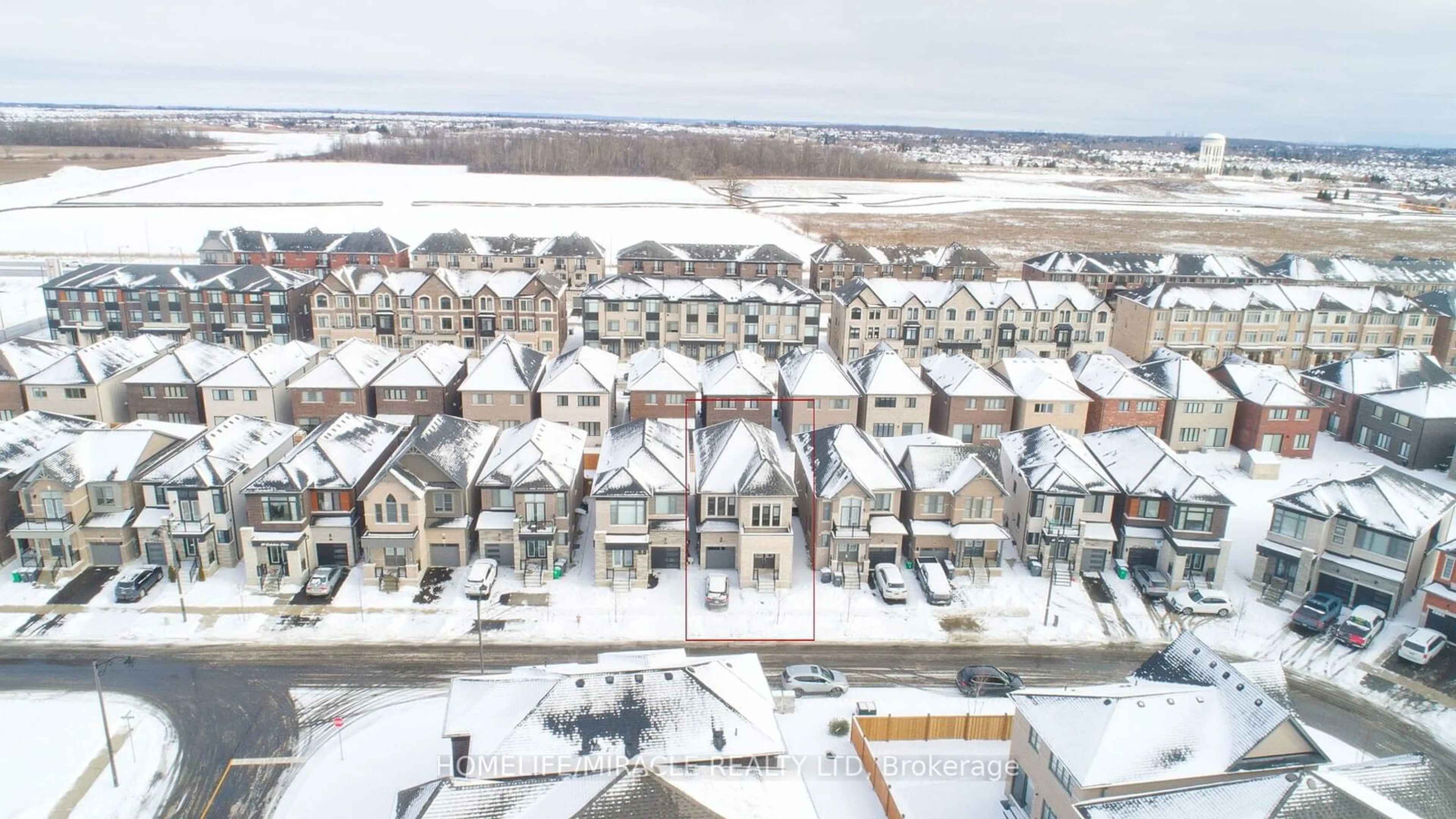 A pic from outside/outdoor area/front of a property/back of a property/a pic from drone, city buildings view from balcony for 51 calabria Dr, Caledon Ontario L7C 4L2