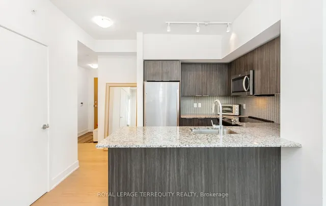 Additional property image - 30 Shore Breeze Dr Unit 1616