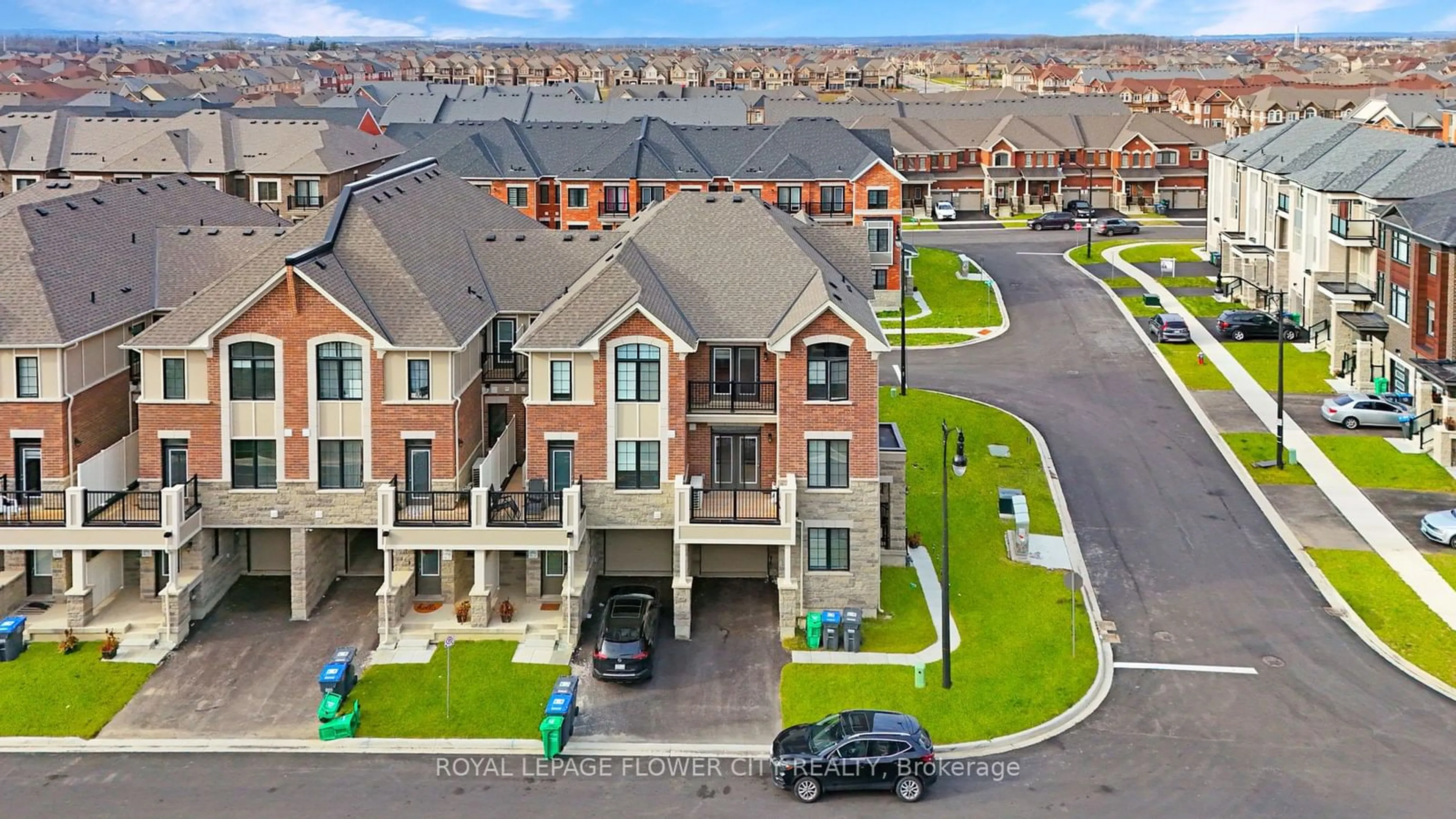 A pic from outside/outdoor area/front of a property/back of a property/a pic from drone, city buildings view from balcony for 189 Keppel Circ, Brampton Ontario L7A 0B6