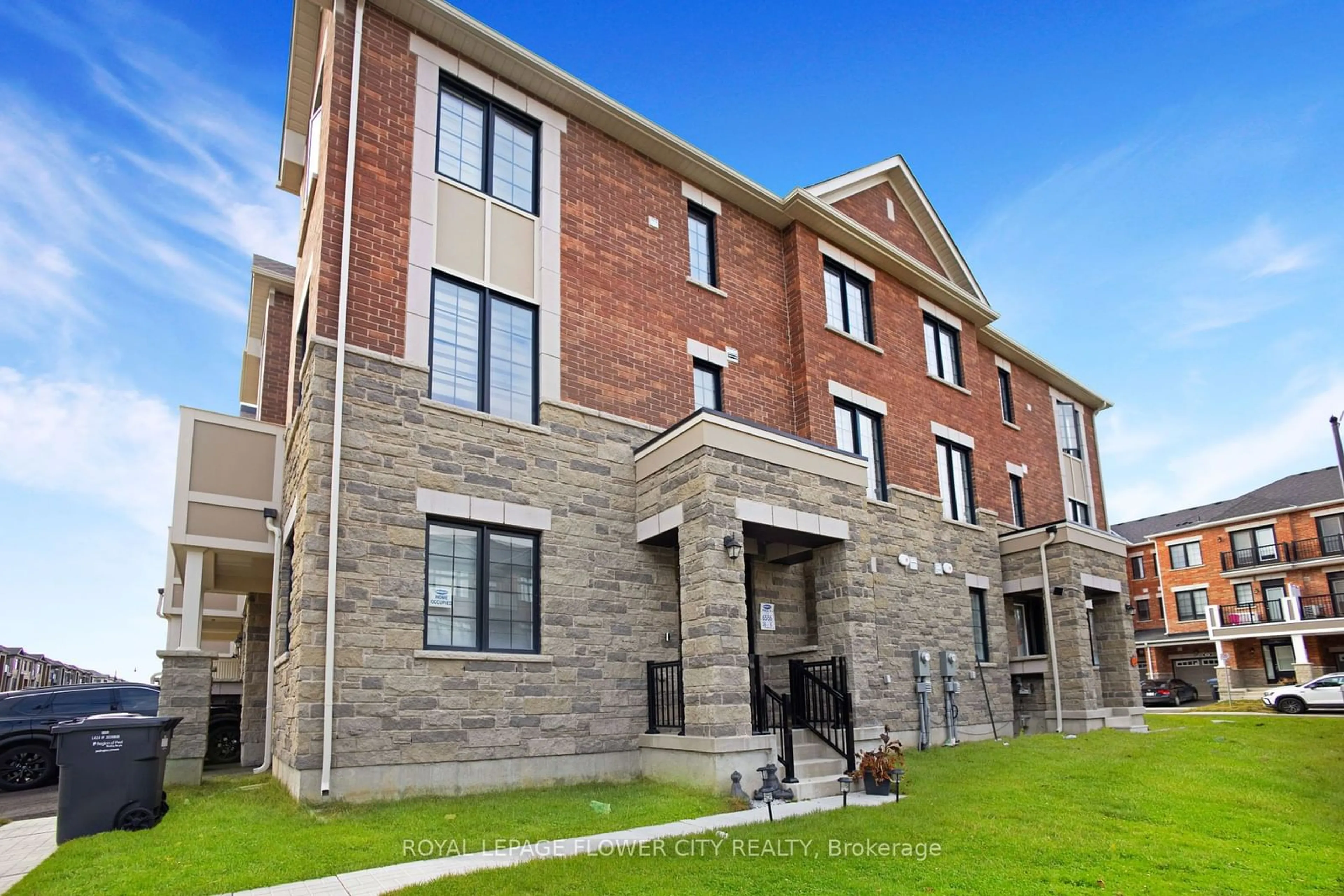 Home with brick exterior material, building for 189 Keppel Circ, Brampton Ontario L7A 0B6