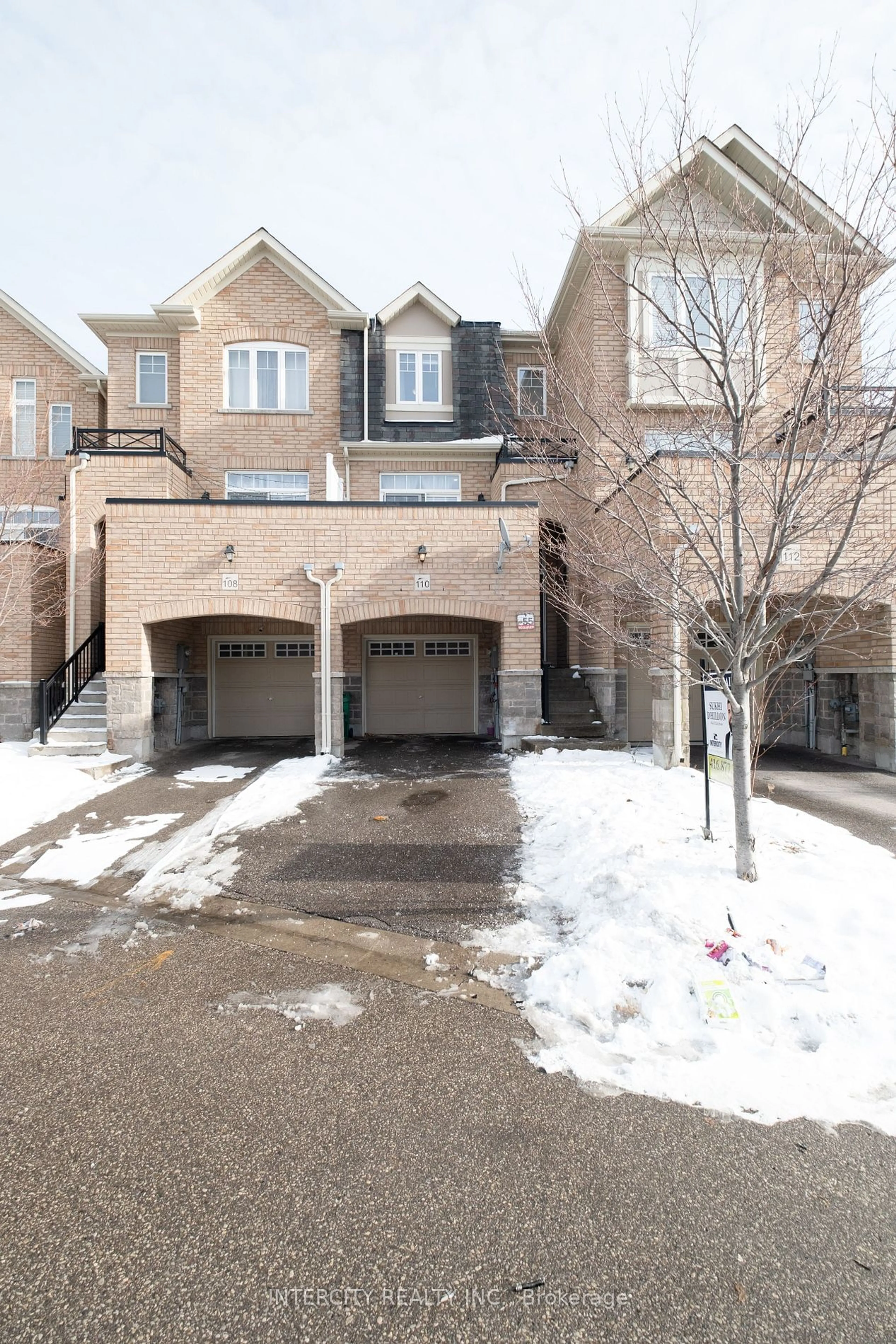 Unknown for 110 Magdalene Cres, Brampton Ontario L6Z 0G7