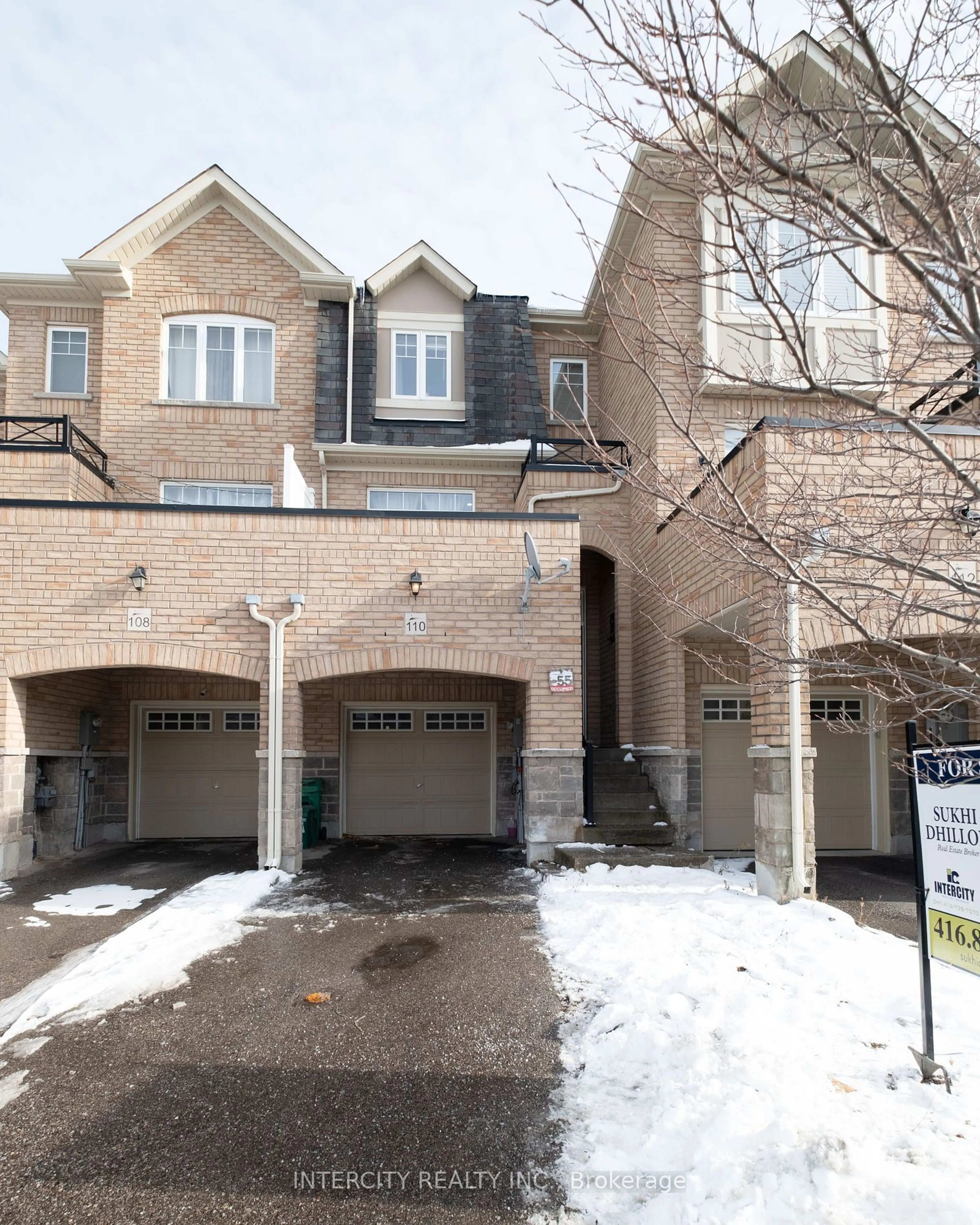 Unknown for 110 Magdalene Cres, Brampton Ontario L6Z 0G7