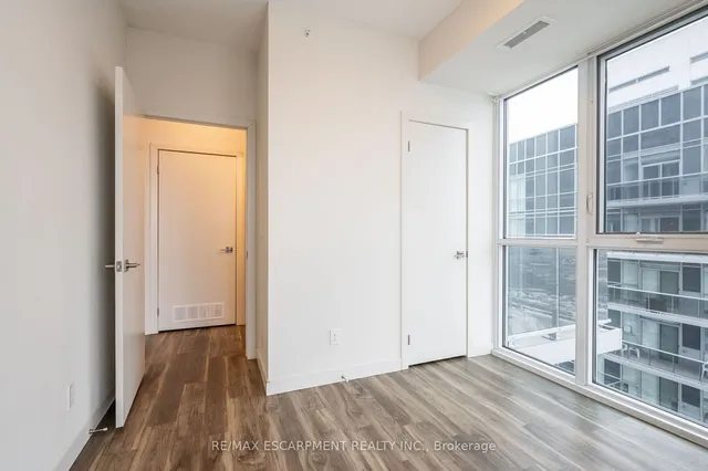 Additional property image - 2087 Fairview St Unit 1908