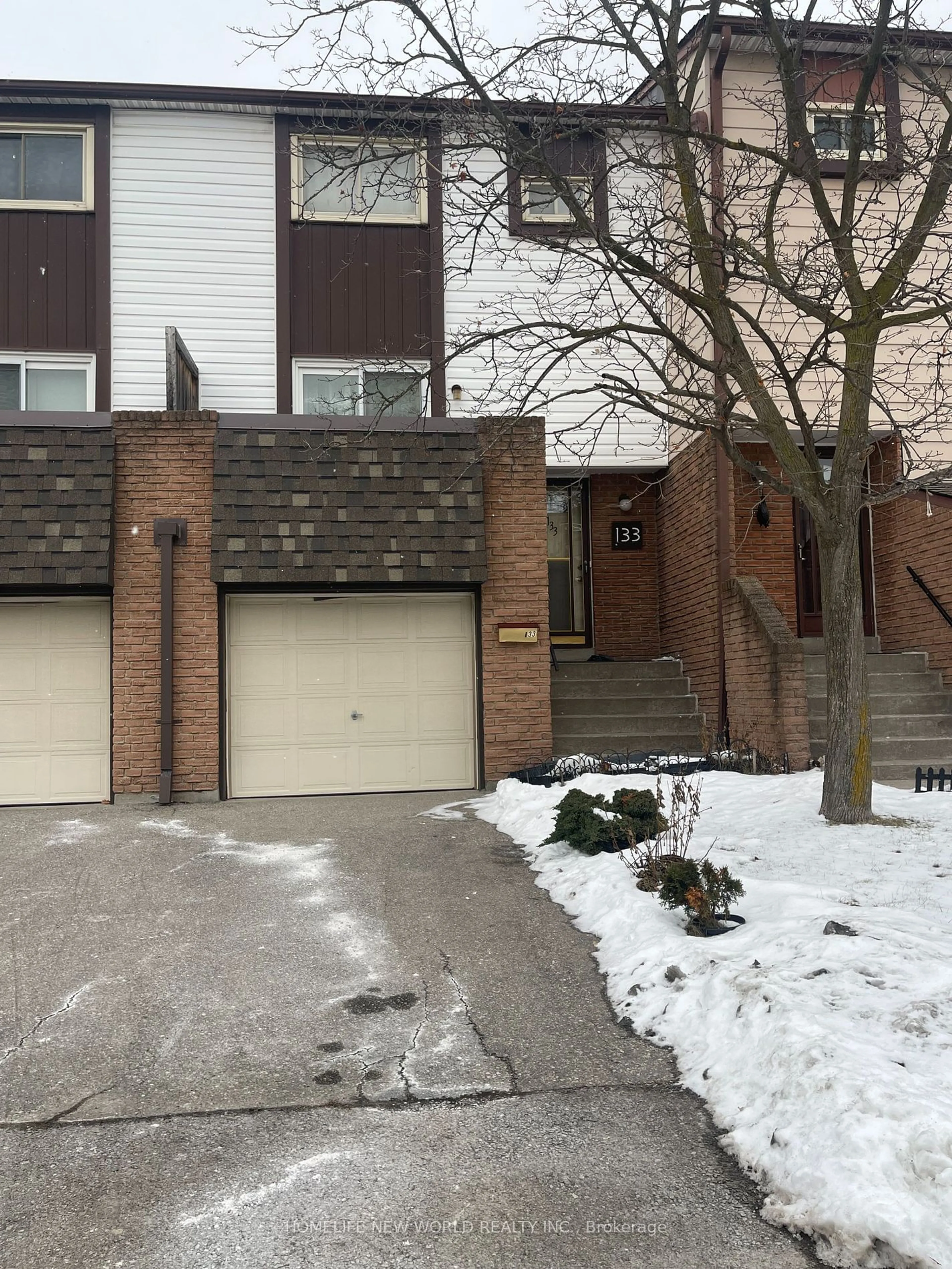 Unknown for 1221 Dundix Rd #133, Mississauga Ontario L4Y 3Y9