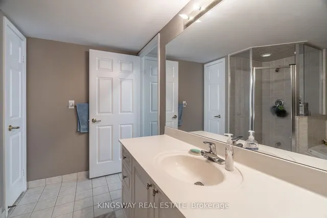 Additional property image - 25 Kingsbridge Garden Circ Unit 2018