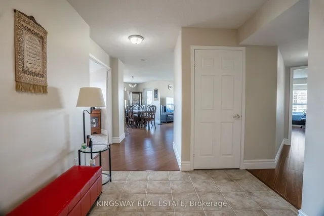 Additional property image - 25 Kingsbridge Garden Circ Unit 2018
