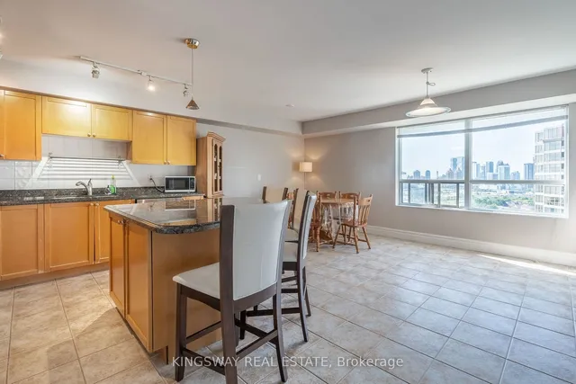 Additional property image - 25 Kingsbridge Garden Circ Unit 2018