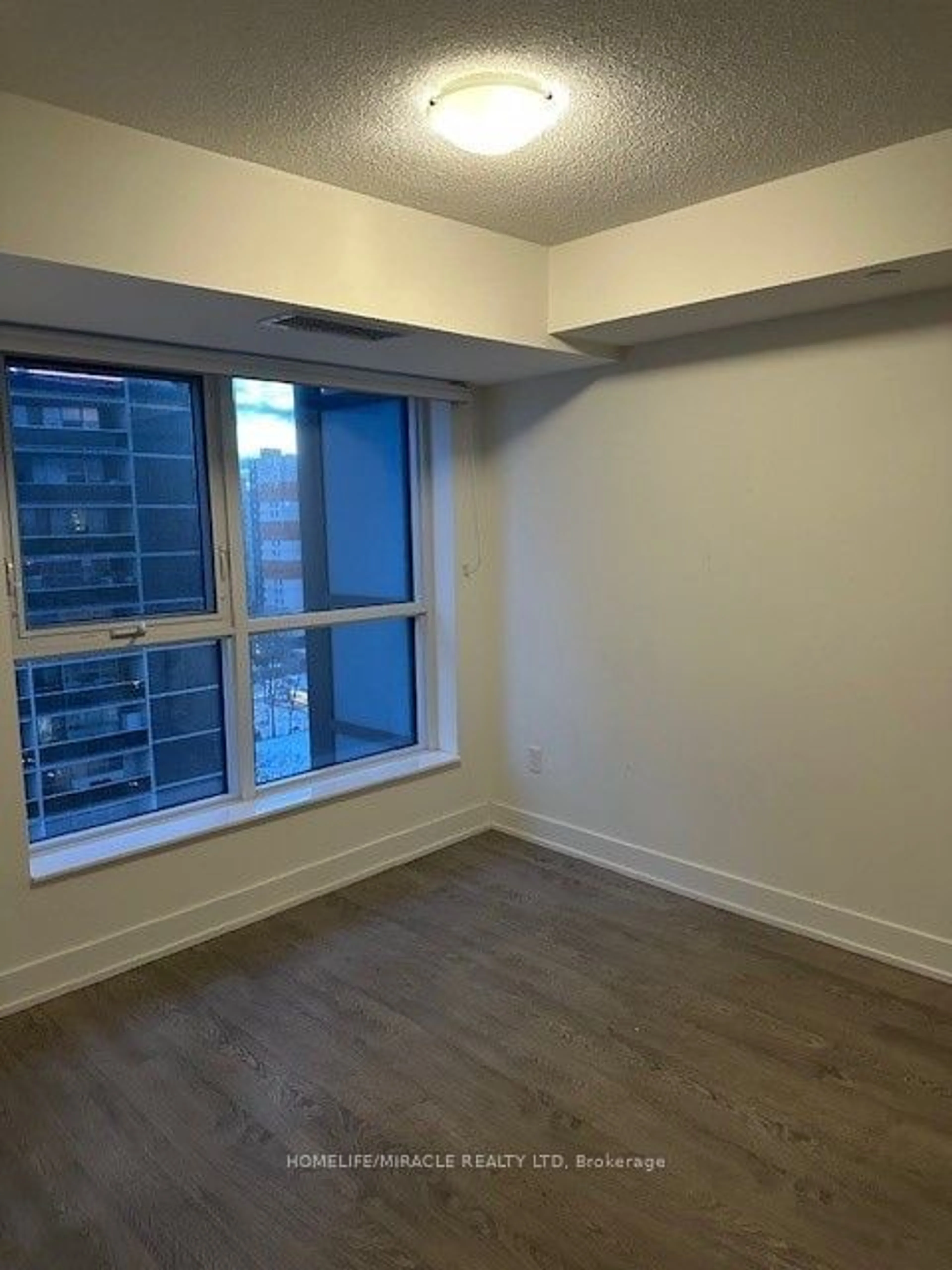 A pic of a room for 9 Mabelle Ave #1315, Toronto Ontario M9A 4X7