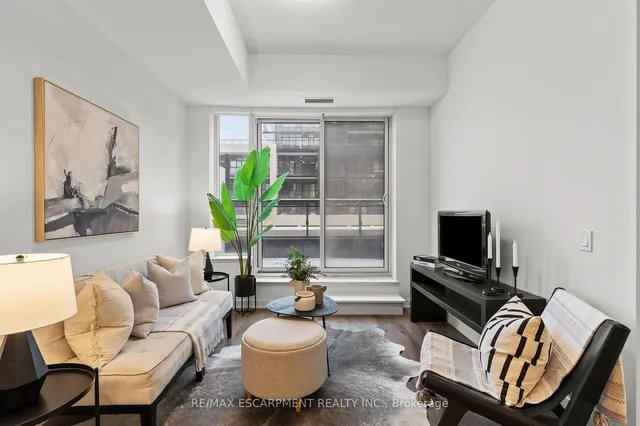 Additional property image - 405 Dundas St Unit 316