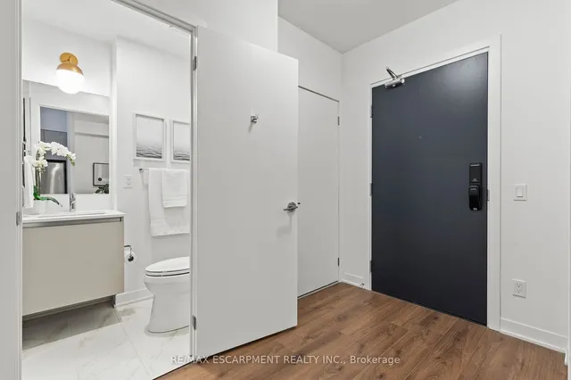 Additional property image - 405 Dundas St Unit 316