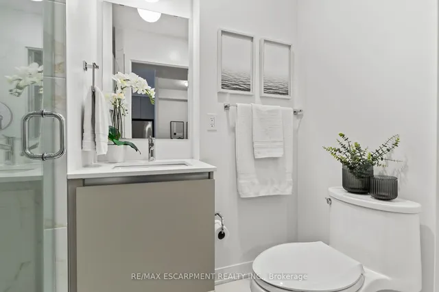 Additional property image - 405 Dundas St Unit 316