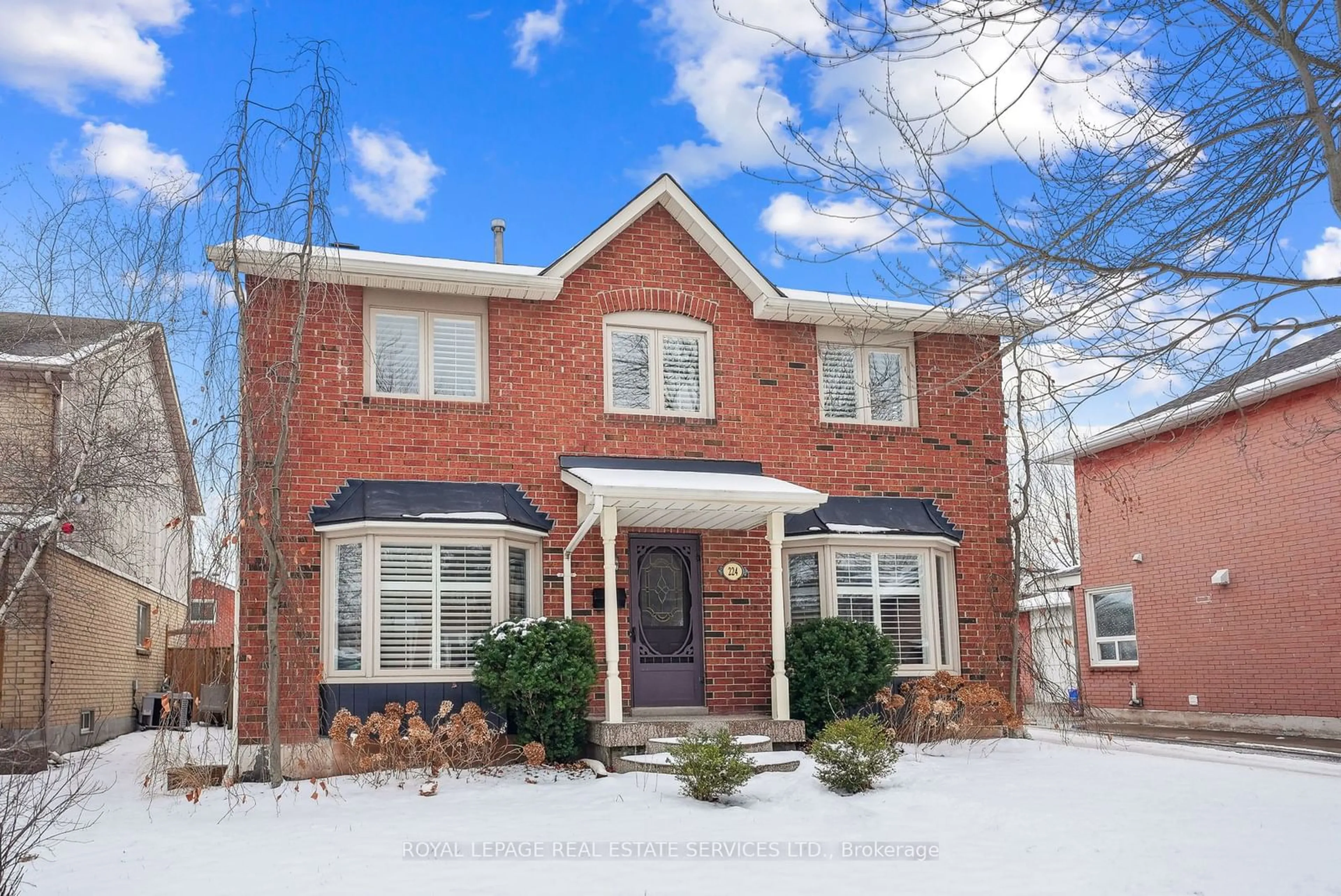 Home with brick exterior material, street for 224 O'donoghue Ave, Oakville Ontario L6H 3W6