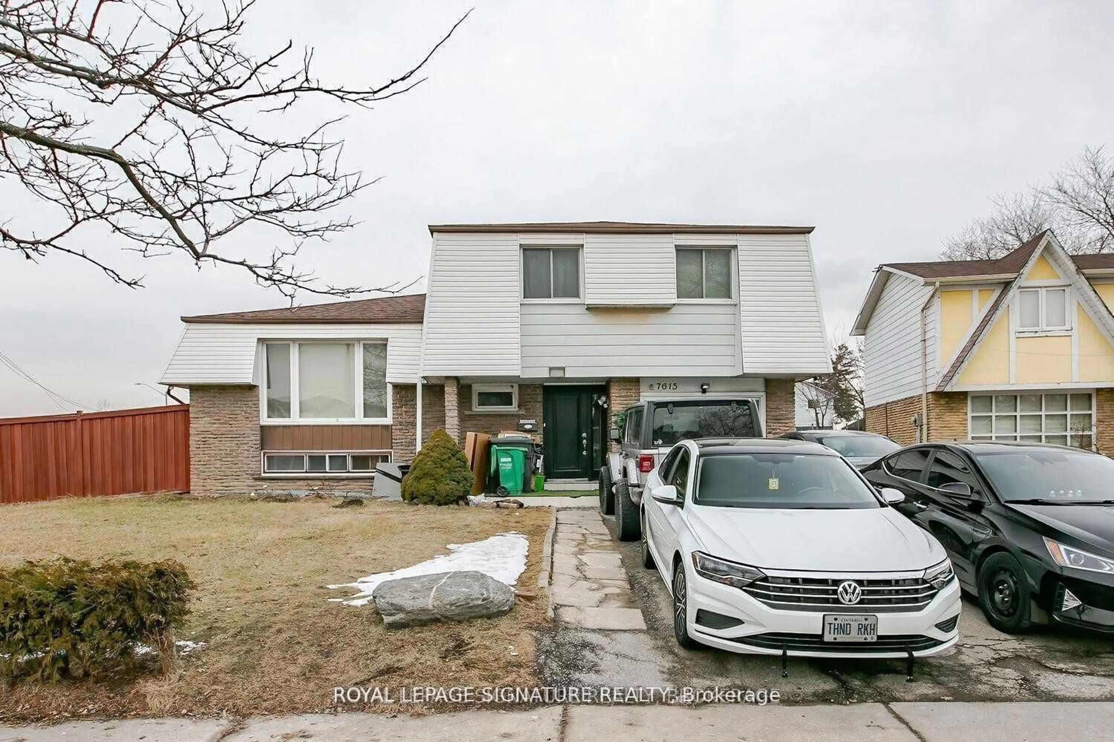 Unknown for 7615 Netherwood Rd, Mississauga Ontario L4T 3G8