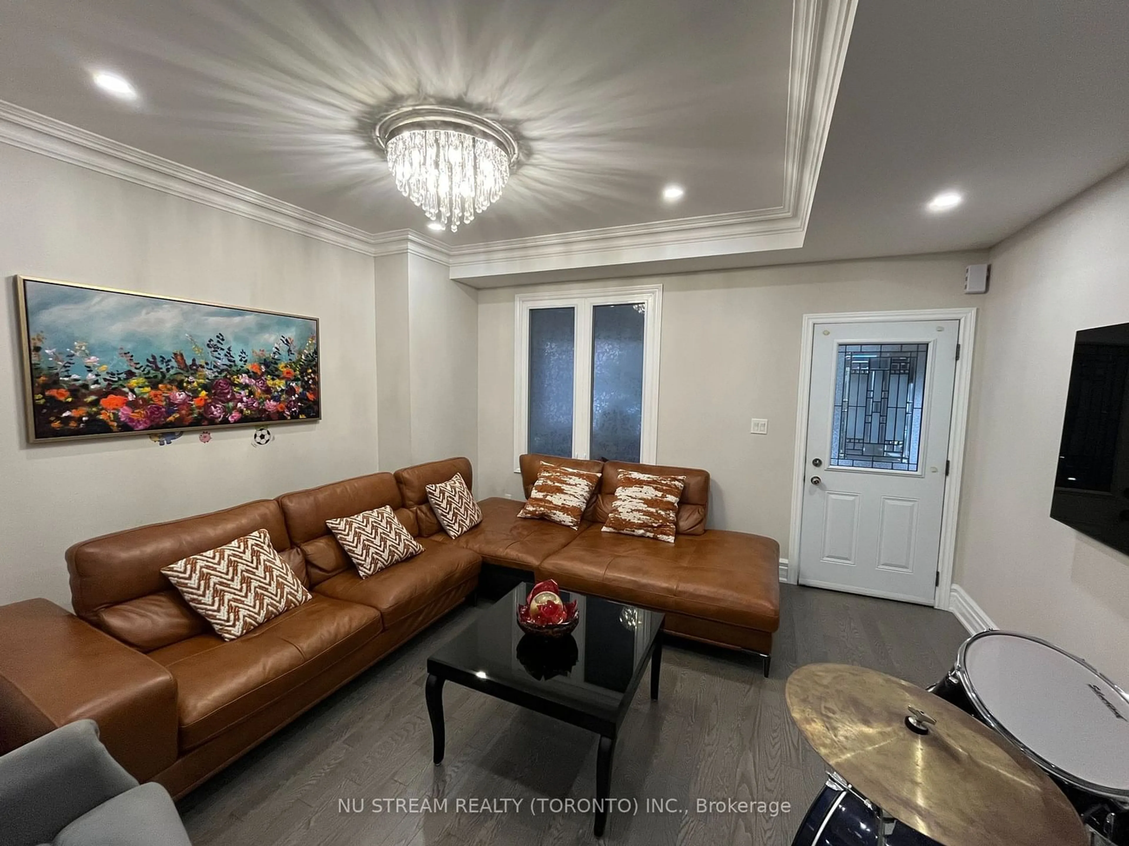 Living room with furniture, unknown for 1040 Ossington Ave, Toronto Ontario M6G 3V6