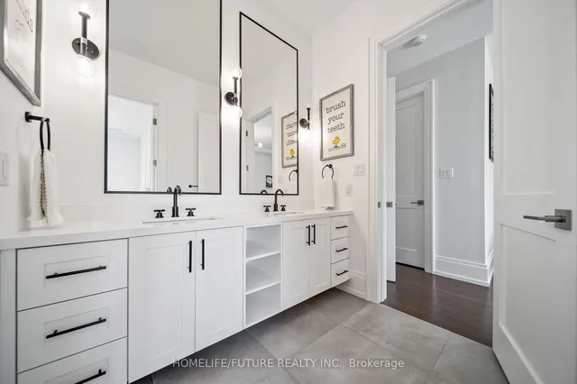 Additional property image - 6 Moonlight Pl