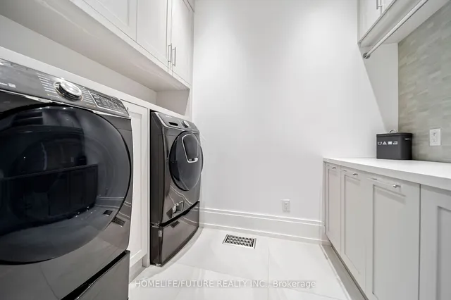Additional property image - 6 Moonlight Pl